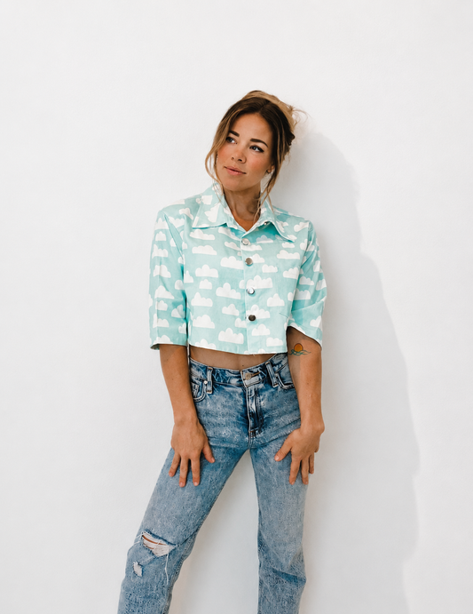 Cloud Print Cropped Denim Jacket: Lightweight Cotton Festival Wear