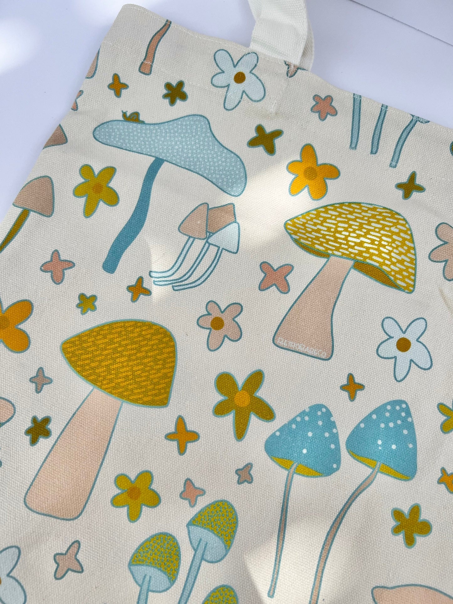 mushroom daisy canvas bag